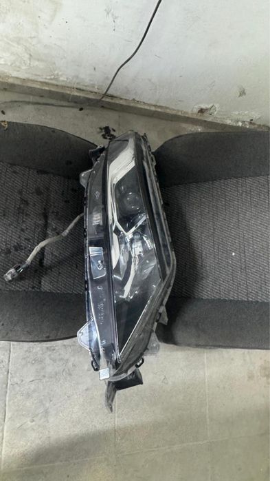 Фара правая Митсубиши Л200