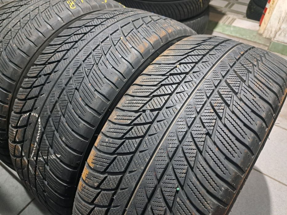 * 4 anvelope 225/50 R18 Bridgestone runflat
