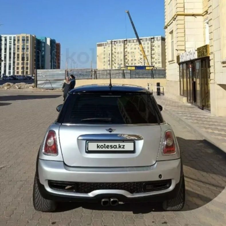 Мини Купер 2009/ 1.4л/ Торг уместен!