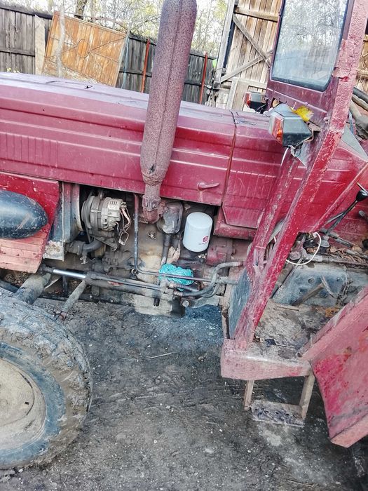 Tractor universal 445