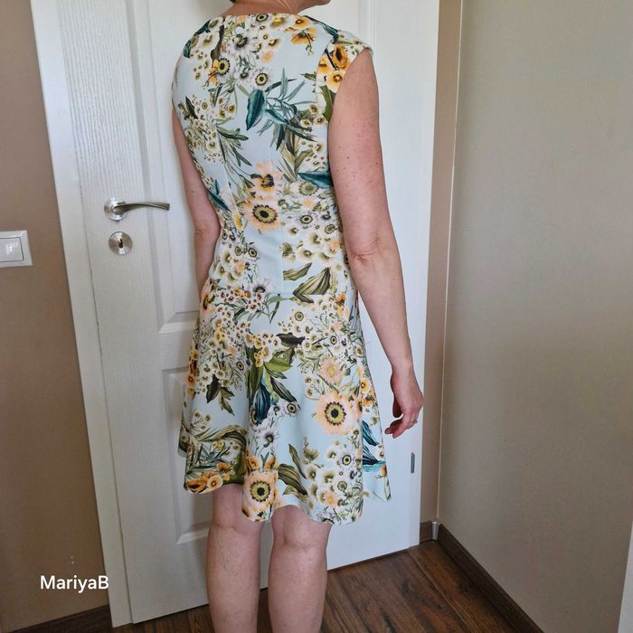 Рокля на цветя ELIZABETH