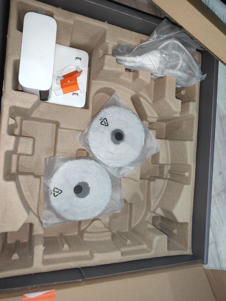 Продаю робот-пылесос Xiaomi Robot Vacuum S20+ 
Xiaomi Robot Vacuum S20
