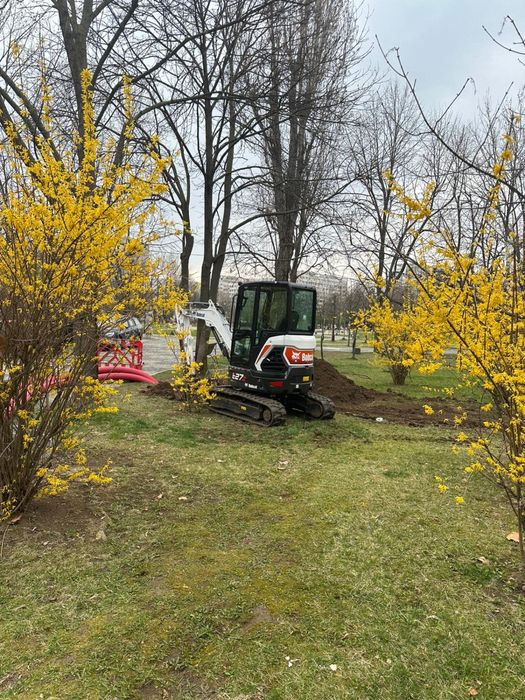 Inchiriez Miniexcavator,Buldoexcavator,Bobcat