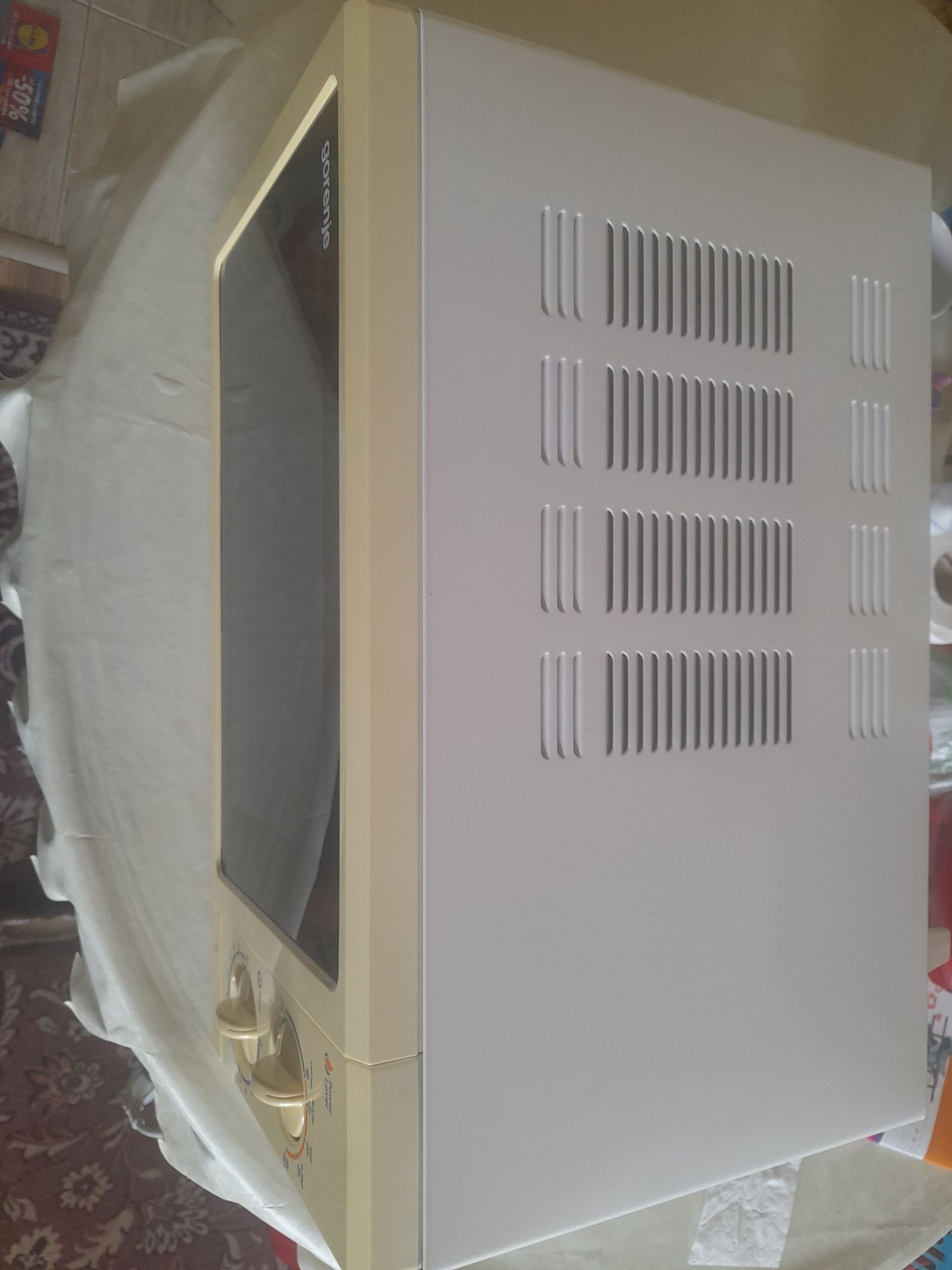 Микровълнова печка Gorenje почти Нова
