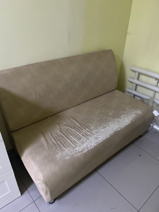 Продам маленький диван