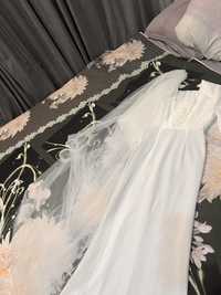 Продам элегеньное свадебное  платье