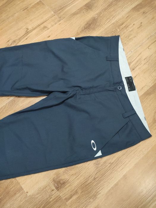 Pantaloni Oakley mărimea 40x32