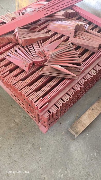 Montanti eclise papagali pene cofraje accesorii