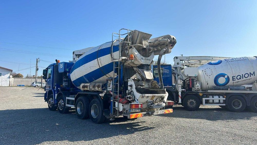 Autobetoniera Mercedes Benz 8x4, Actros 3244