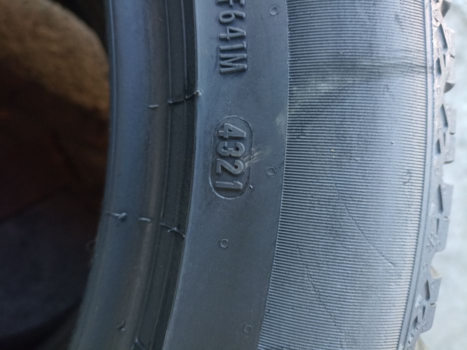 2 anvelope AllSeason Pirelli 235/50 R19 dot 4321