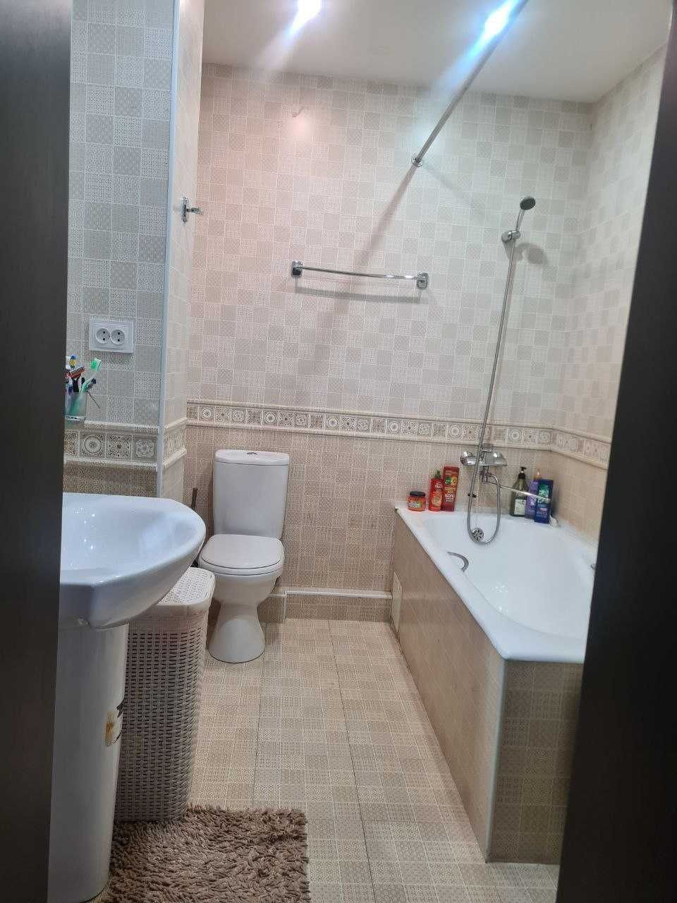 ул.Кунаева отель Grand Mir 2(3)-комн 3/4 65 м² ремонт мебель техника