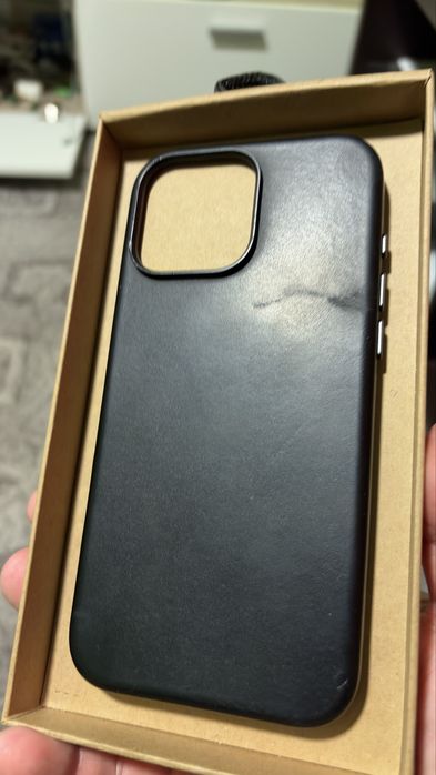 Husa piele nomad 16 pro max