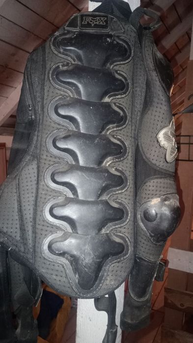 Vând echipament Enduro