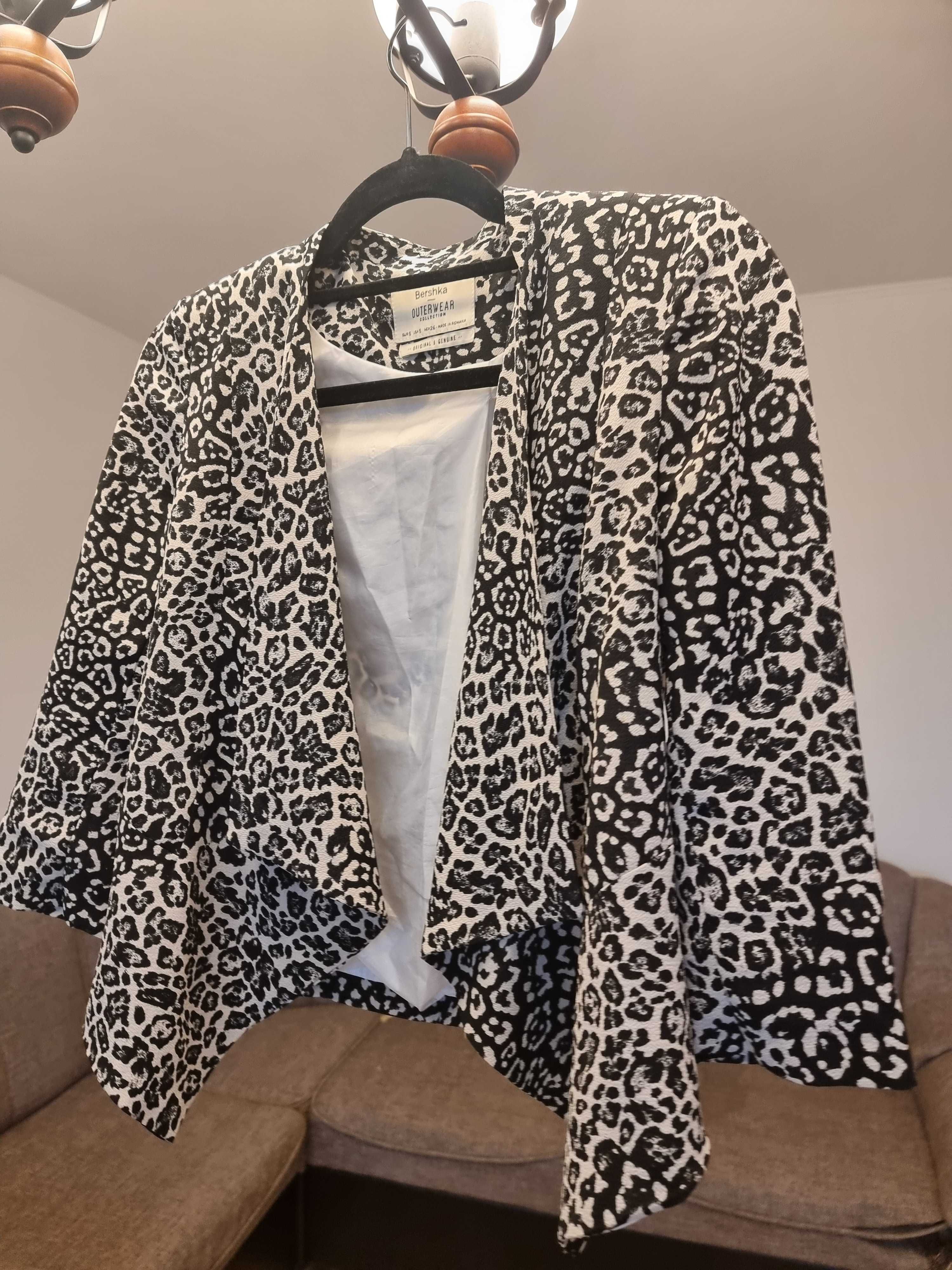 Sacou lejer Bershka