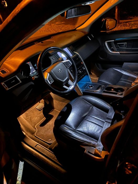 Land Rover Discovery Sport 2019 2.0d automat 180 cp