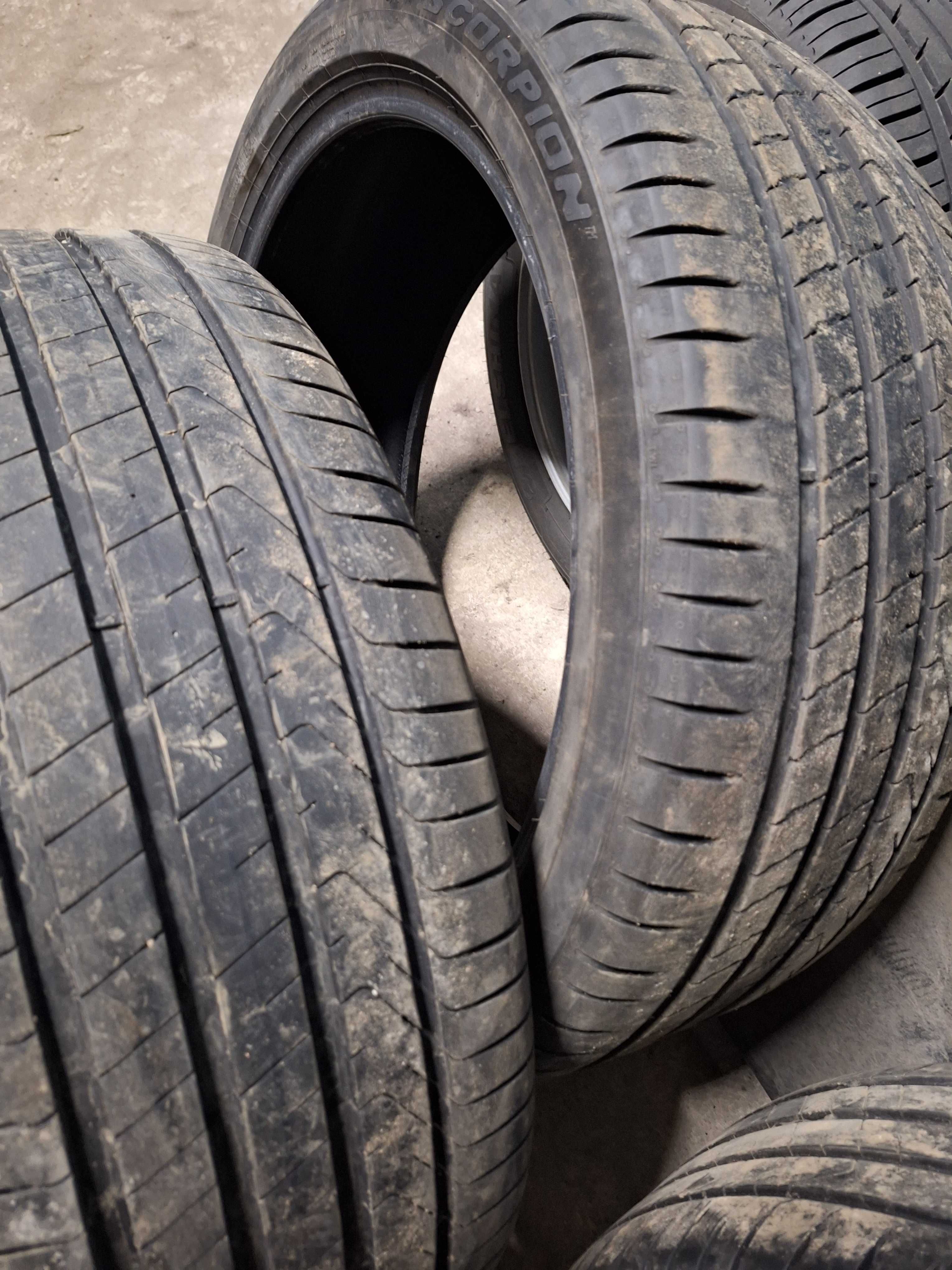 шины Pirelli 255/40 R21