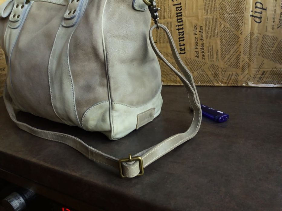 дамска чанта бежова,кожена-естествена кожа и велур