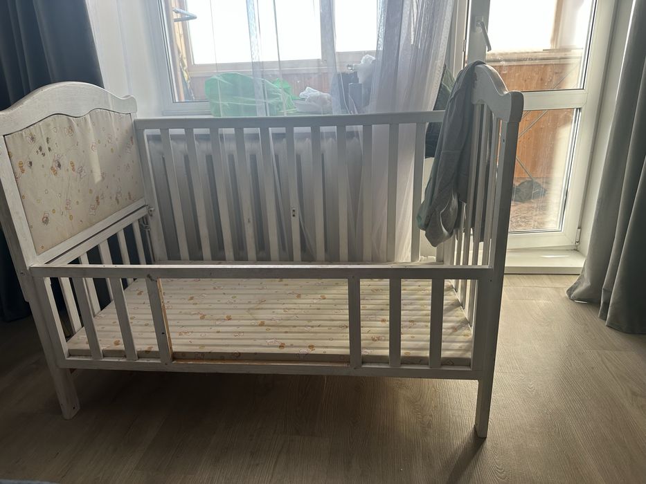 Отдам детскую кроватку
