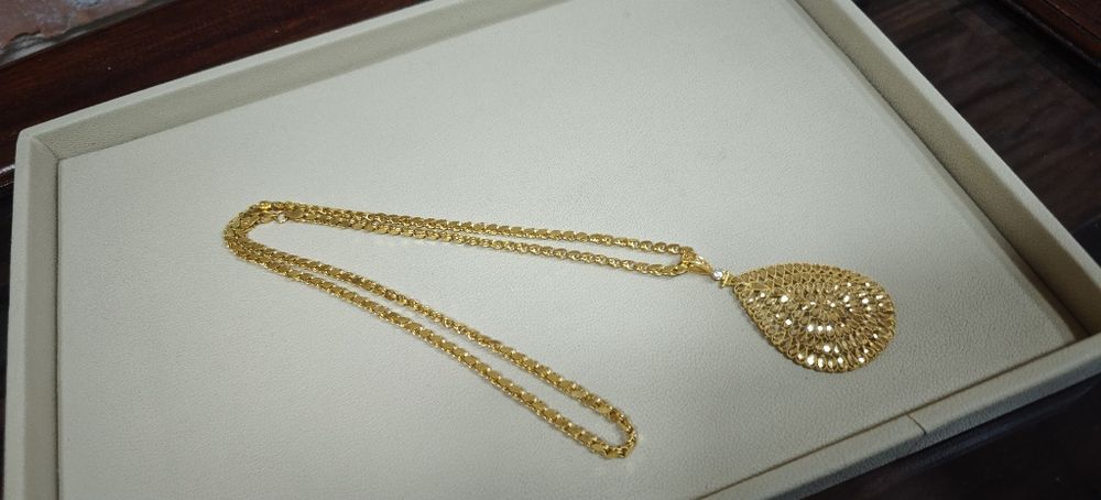 Lanț aur 22k 14.07 Gr și pandantiv 7.89gr 22k (R)