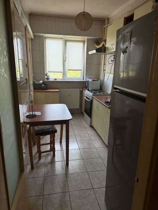 Inchiriez apartament Calea Bucuresti