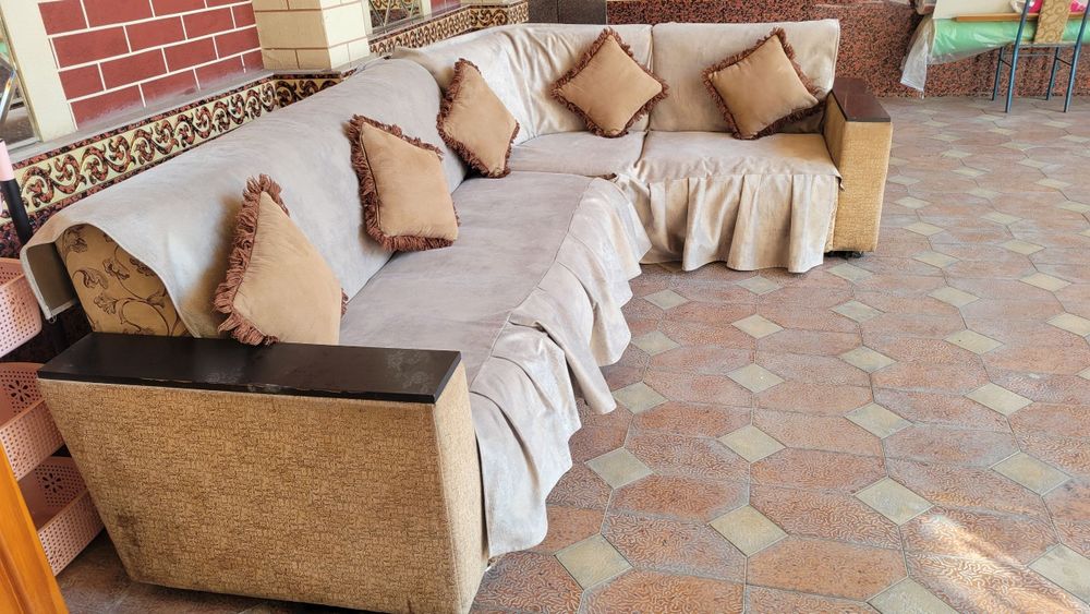 Уголок диван с чехлом