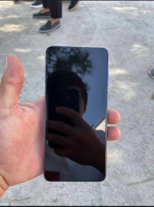 Samsung S21 5G 256 ideal sotiladi obmen ham bor anchadan beri o'zim is
