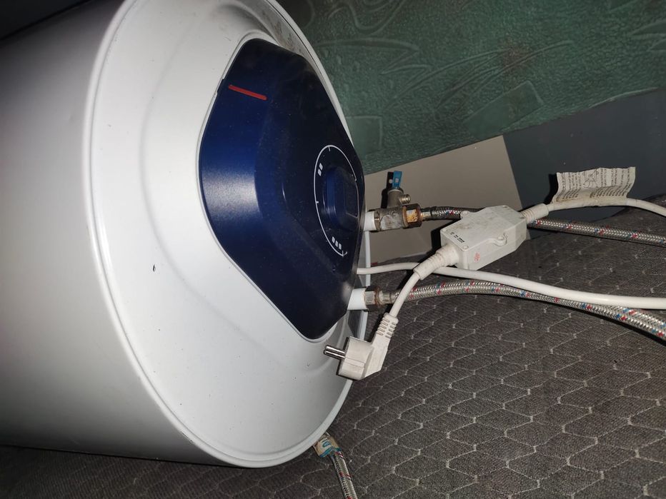 Продам Аристон, рабочий