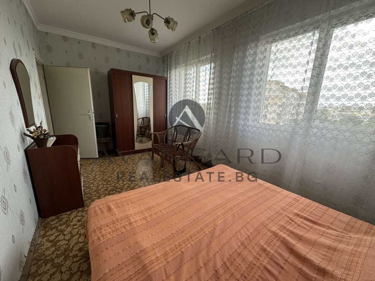 Продава се Тристаен апартамент в Пловдив, Кючук Париж - 96 кв.м за 1563 €/кв.м - Снимка #1