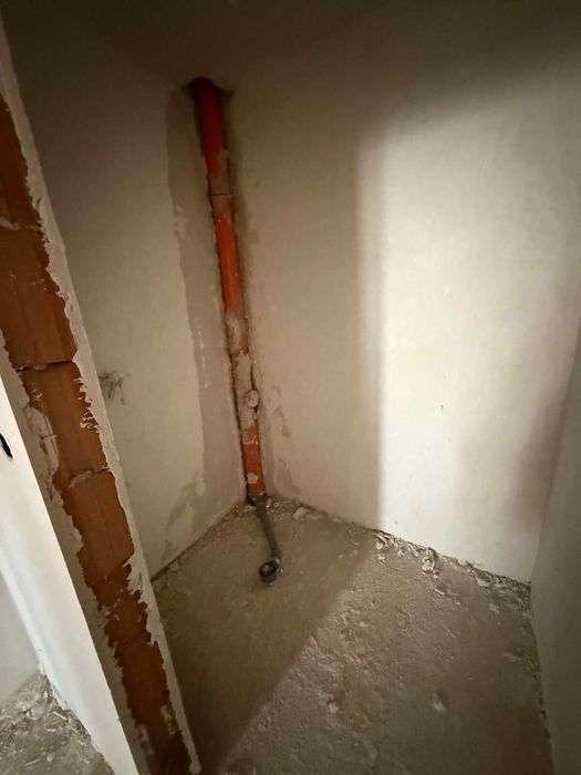 С АКТ 14! Тристаен апартамент - кв. Тракия