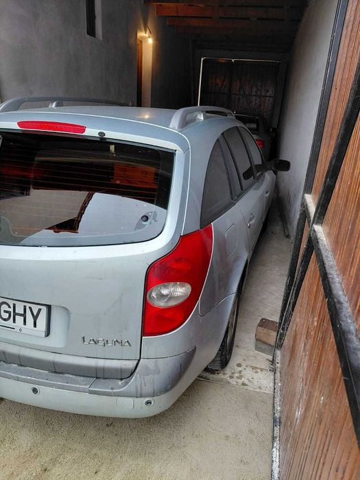 Renault, Laguna II, an 2002,   plus un set anvelope iarna.