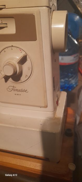 Домашна шевна машина