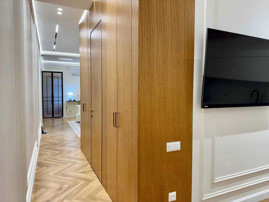Sotiladi: 3 xonali  kvartira — Yunusobod tumani, “ Сomfort House ”ID10