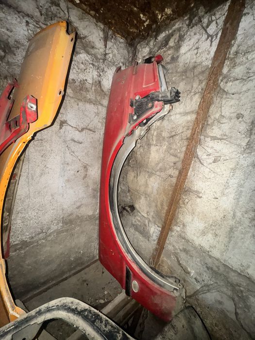 Крыло ауди 80 б4