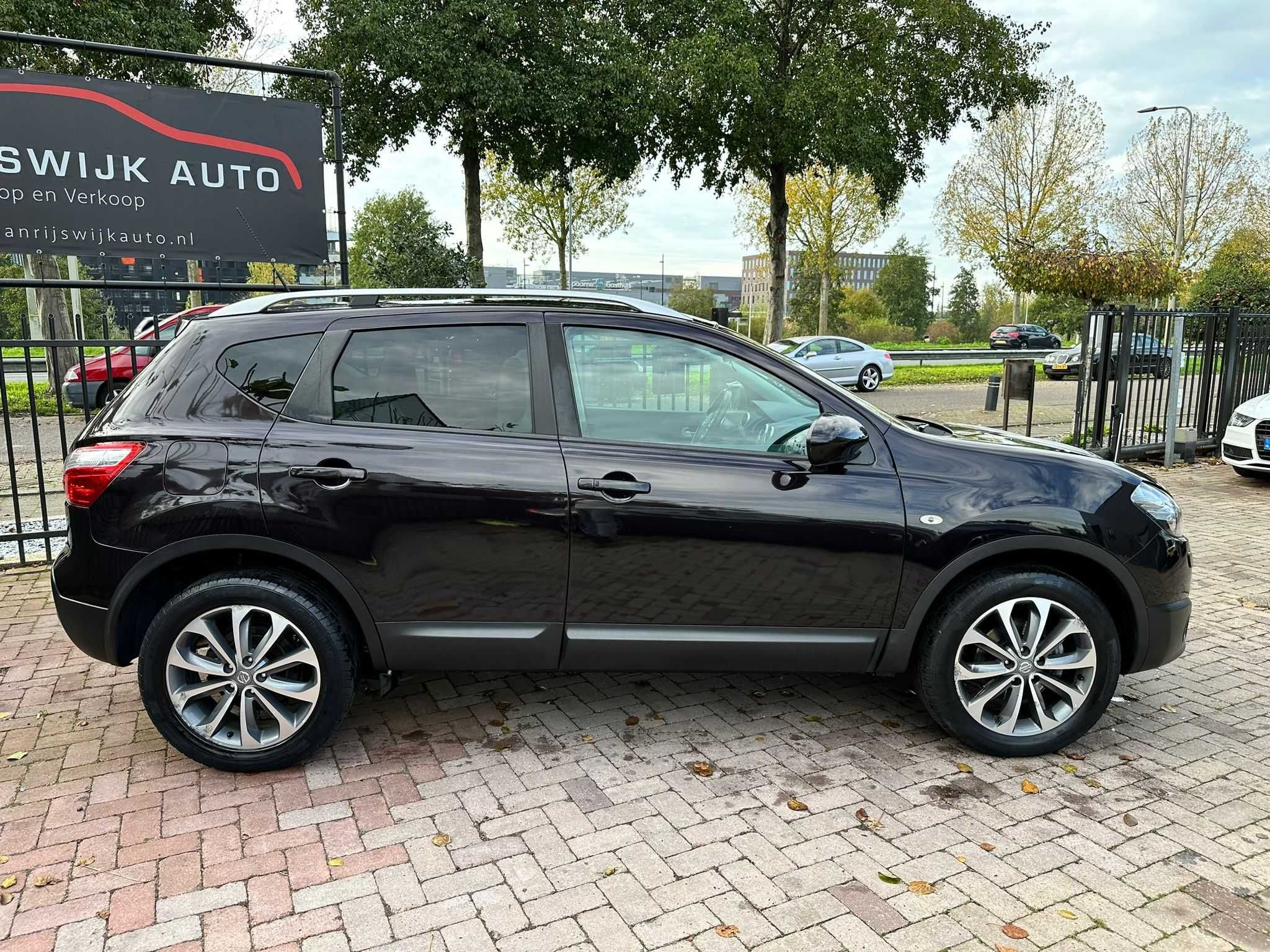 NISSAN Qashqai 2.0 dCi Tekna