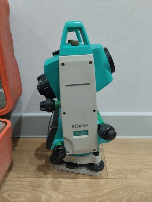 Тахеометр Sokkia set 610