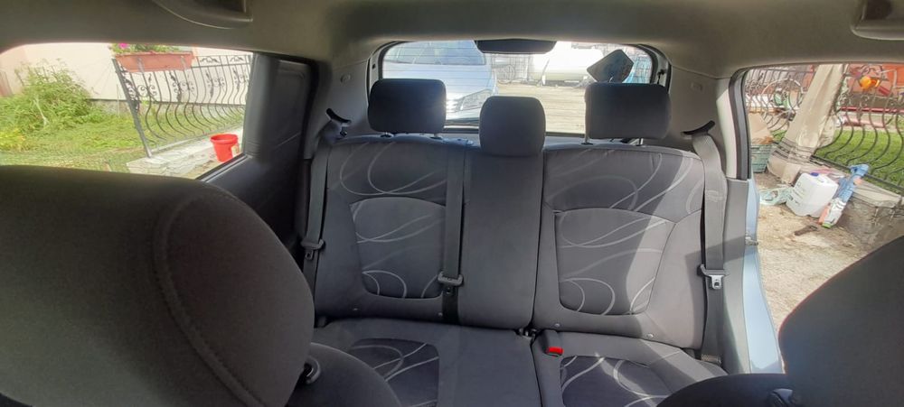 Vând Chevrolet Spark
