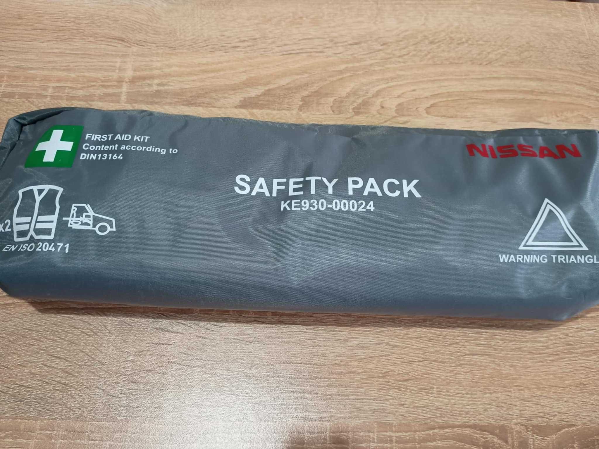 НОВА Автоаптечка - първа помощ NISSAN.