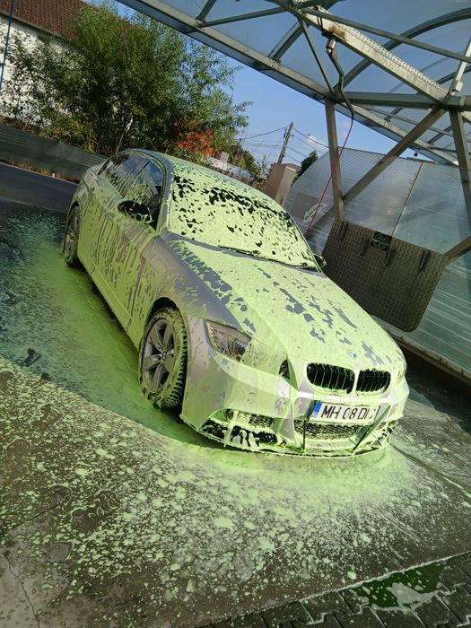 Vand bmw e90 volan pe dreapta