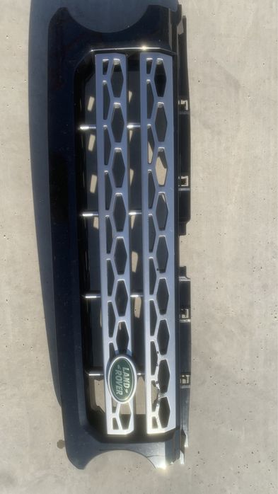 Решетка на предна броня за Land Rover Discover