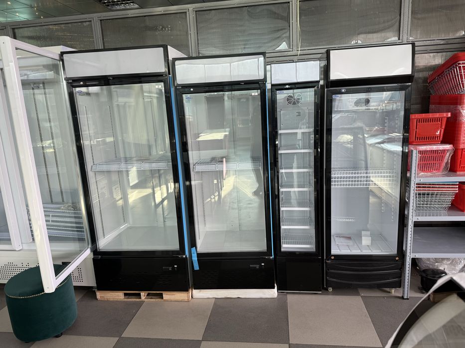 Торговое оборудование , морозильники стеллажи  холодильники витрины
