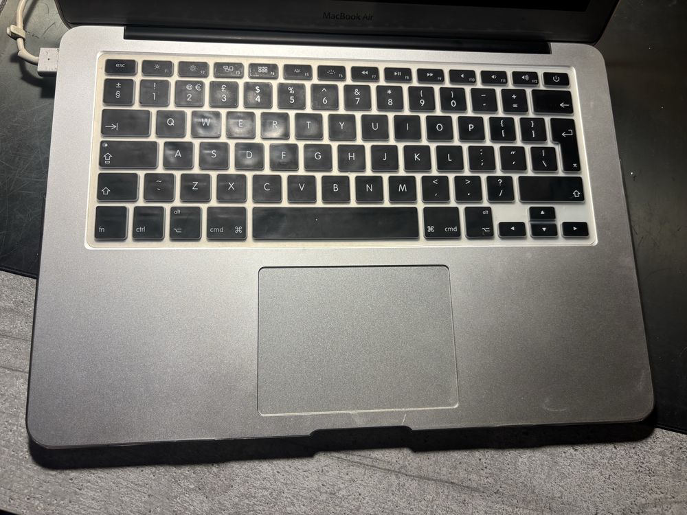 MacBook Air 13-inch, Early 2015