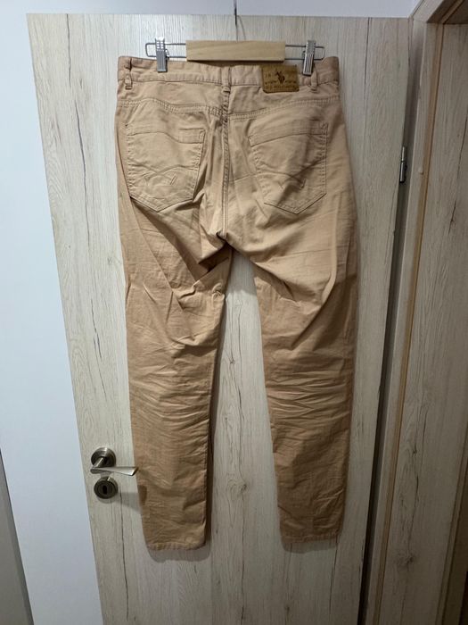 Pantaloni US Polo Slim Fit Mustar Marime 32