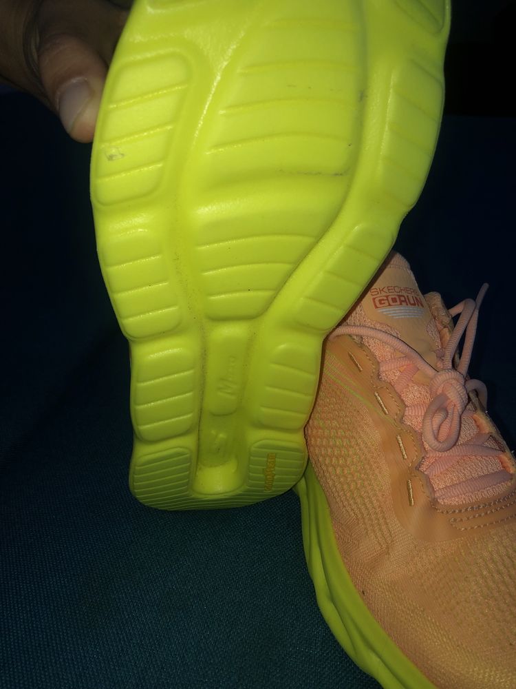 Skechers adidasi 39 Noi