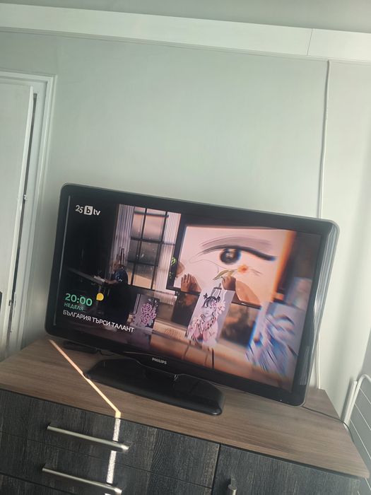 Телевизор Philips 42 инча