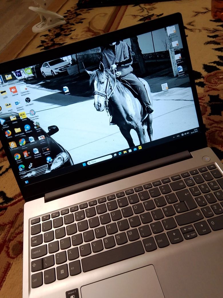 Lenove IdeaPad slim 3