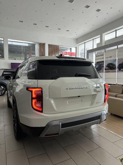 Срочно продаётся автомобиль Ssangyong Torres 2023 FULL Korea  с неболь