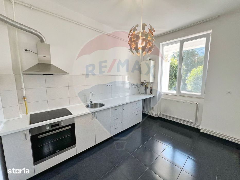 Apartament cu 2 camere de închiriat