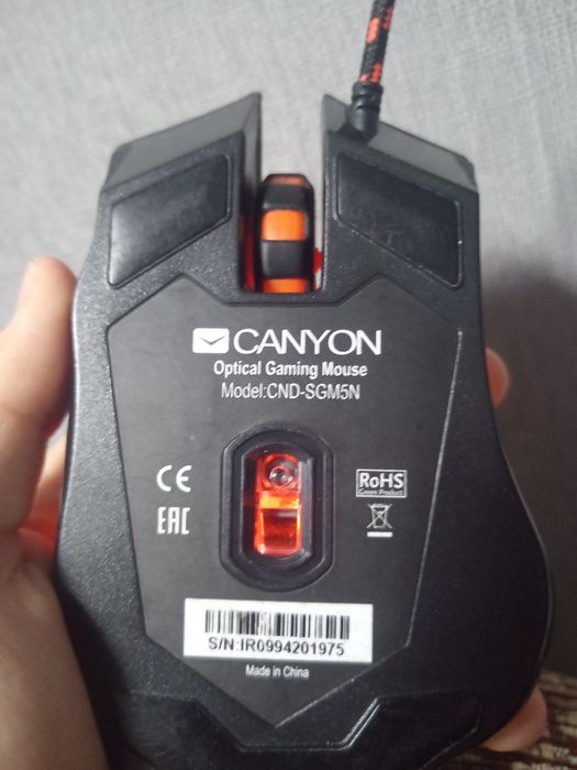 Продам  игровую мышь canyon gaming