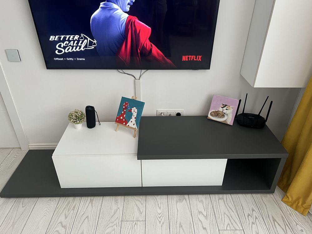 Vand comoda de TV