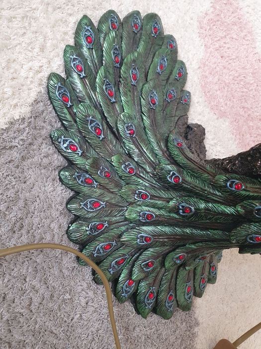 Красива декоративна нощна лампа с крушка и копче. Десен и паун.